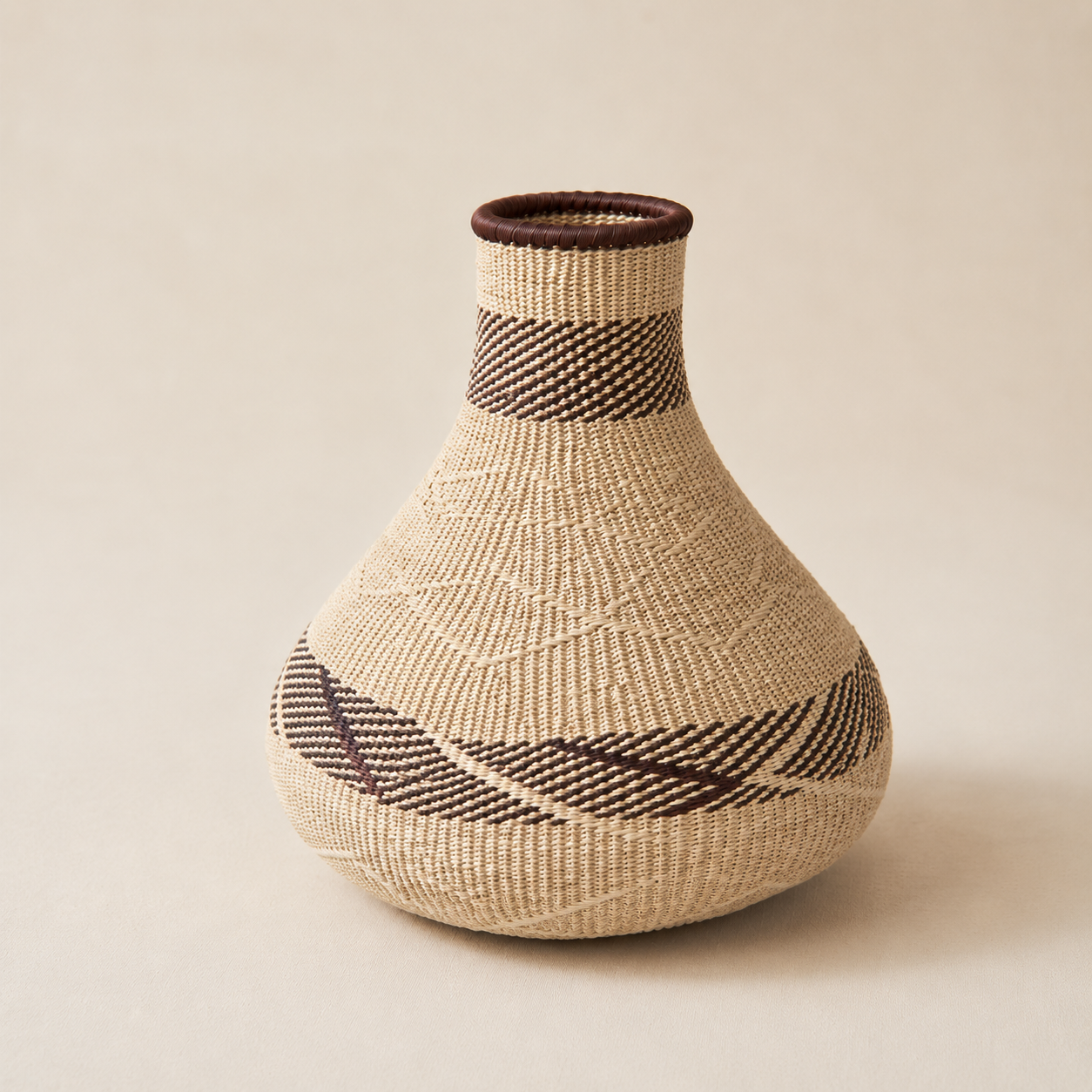 Canasto Pot Tonga de Fibras Naturales Hecho a Mano en Zimbabue · Fibras naturales · Zimbabue · Kalathia